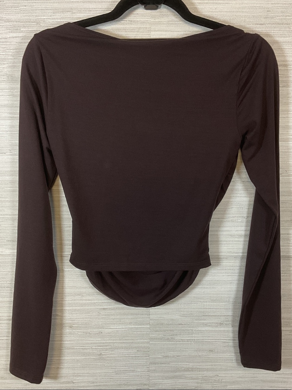 Reformation Women's Long Sleeve Emi Knit Ruched Top Black Currant NWT Small - Picture 8 of 8